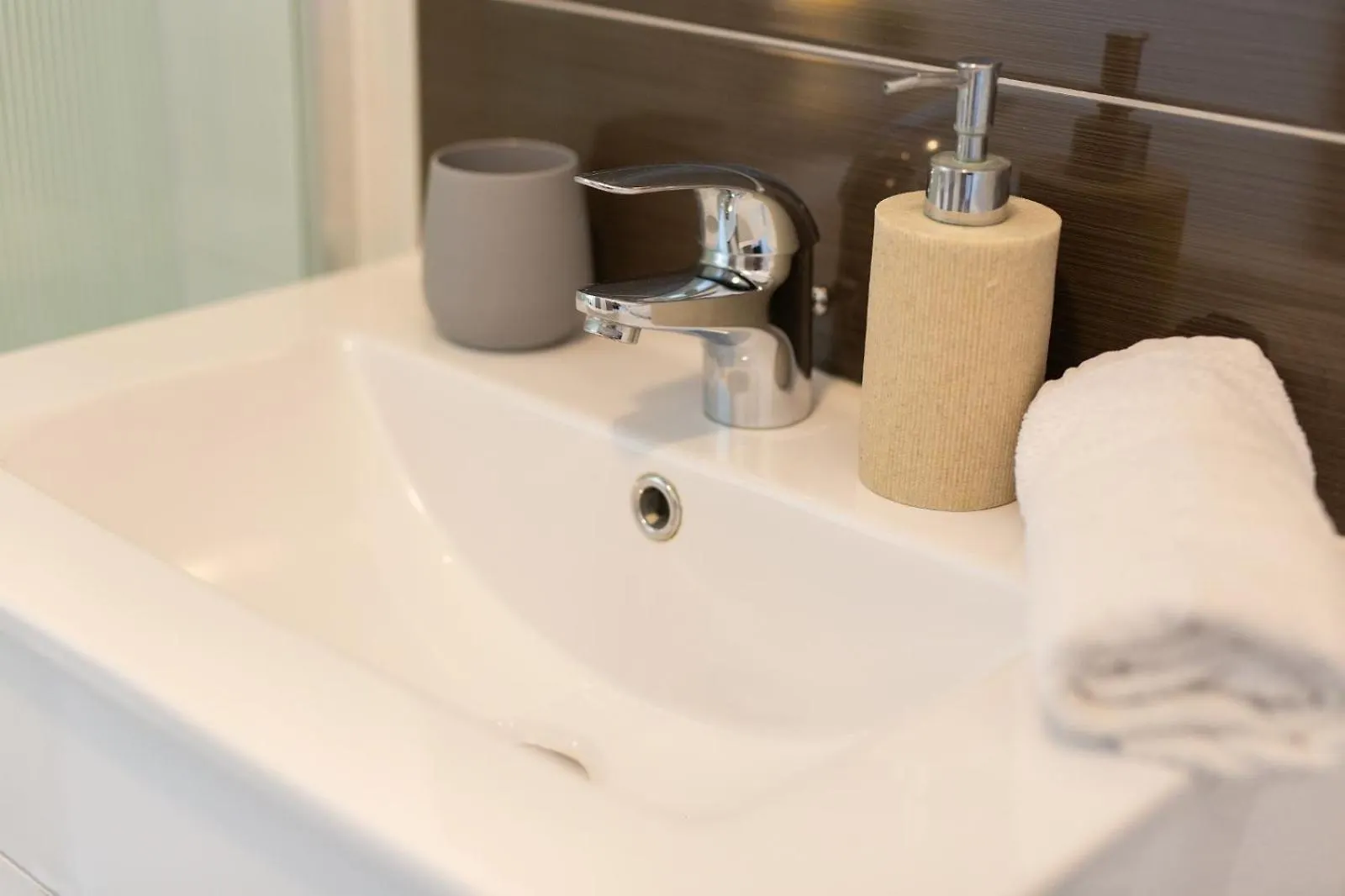 Apartment Sasso Bianco With The Private Pool Njivice