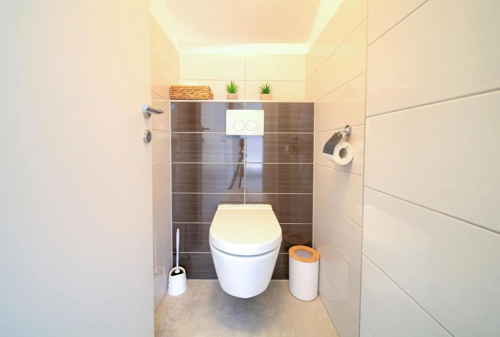 Apartment Sasso Bianco With The Private Pool Njivice Croatia