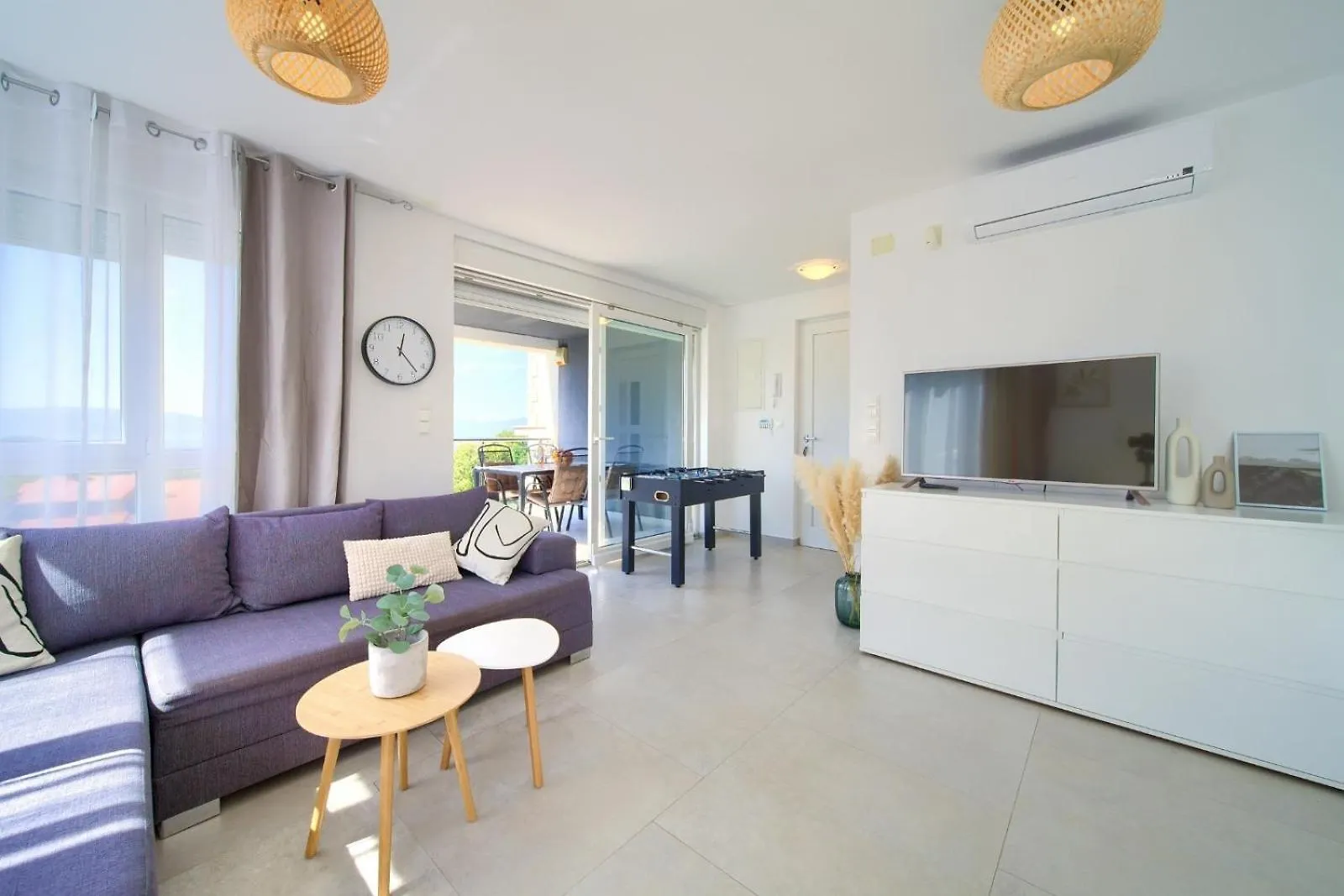 Apartment Sasso Bianco With The Private Pool Njivice 0*,