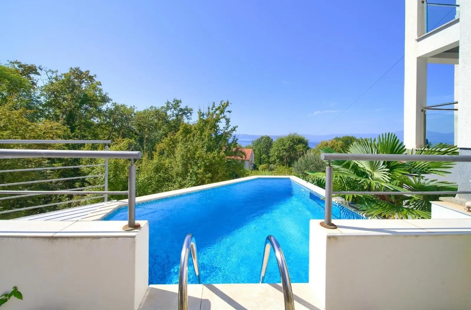 Apartment Sasso Bianco With The Private Pool Njivice 0*,  Croatia